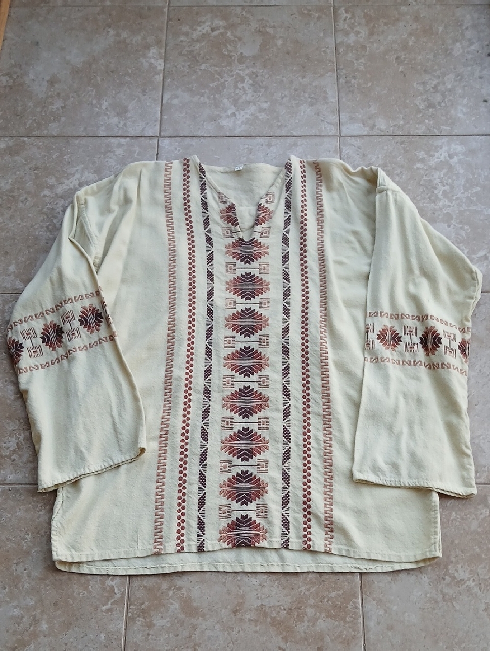 Vintage 60s-70s Men's Embroidered V-Neck Shirt Made In Guatemala